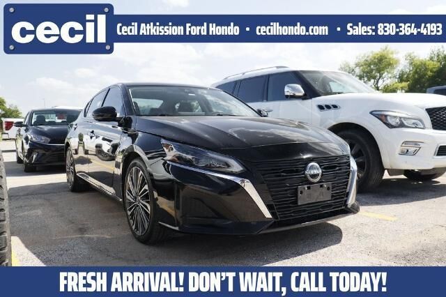 2023 Nissan Altima 2.5 SL