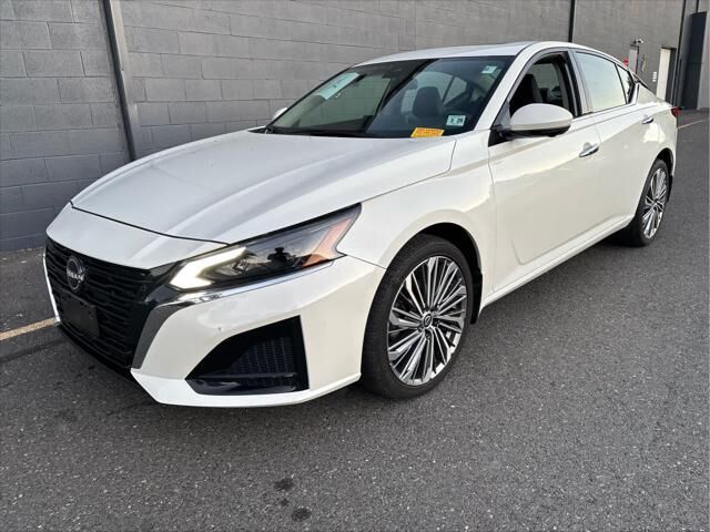 2024 Nissan Altima 2.5 SL