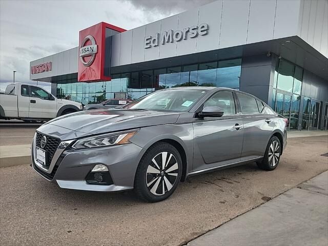 2022 Nissan Altima 2.5 SL — photo 1 of 26