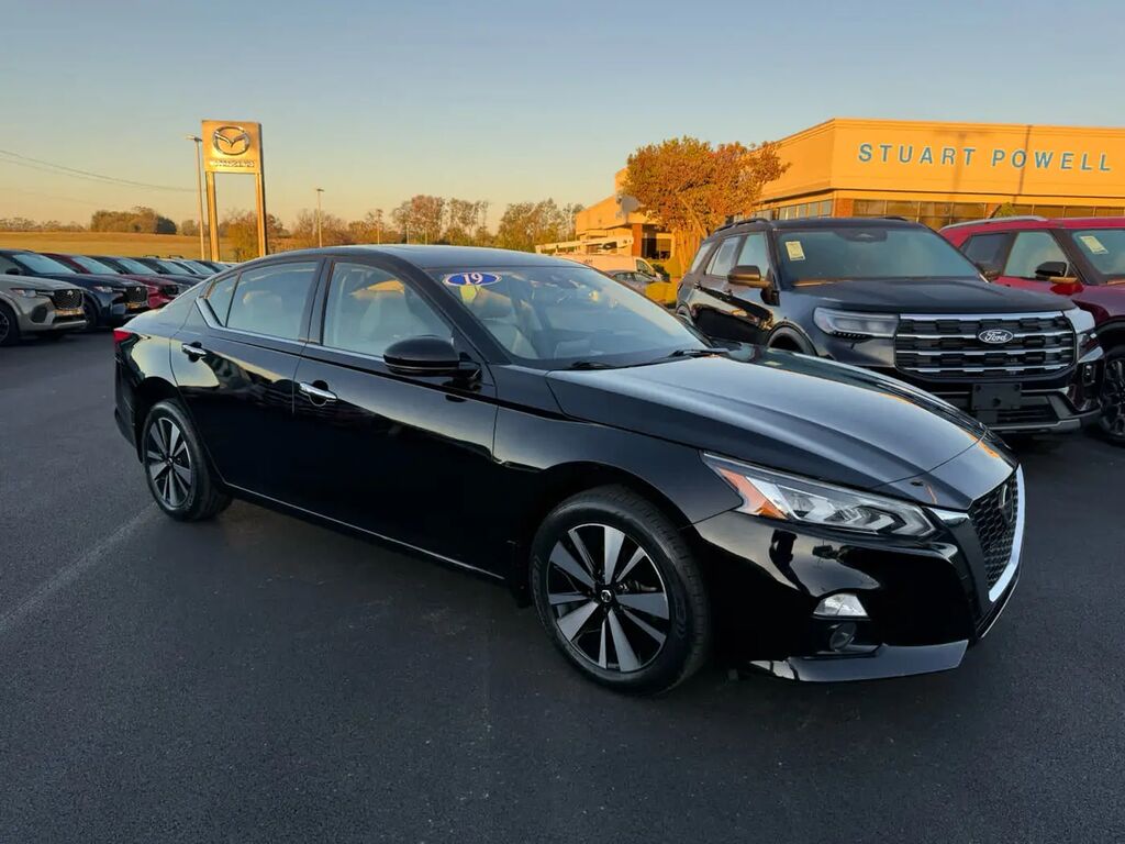 2019 Nissan Altima 2.5 SL — photo 1 of 13