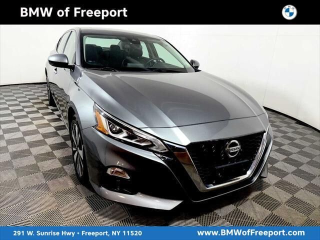 2021 Nissan Altima 2.5 SL — photo 1 of 13
