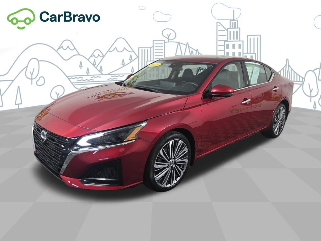 2023 Nissan Altima SL Intelligent AWD — photo 1 of 7