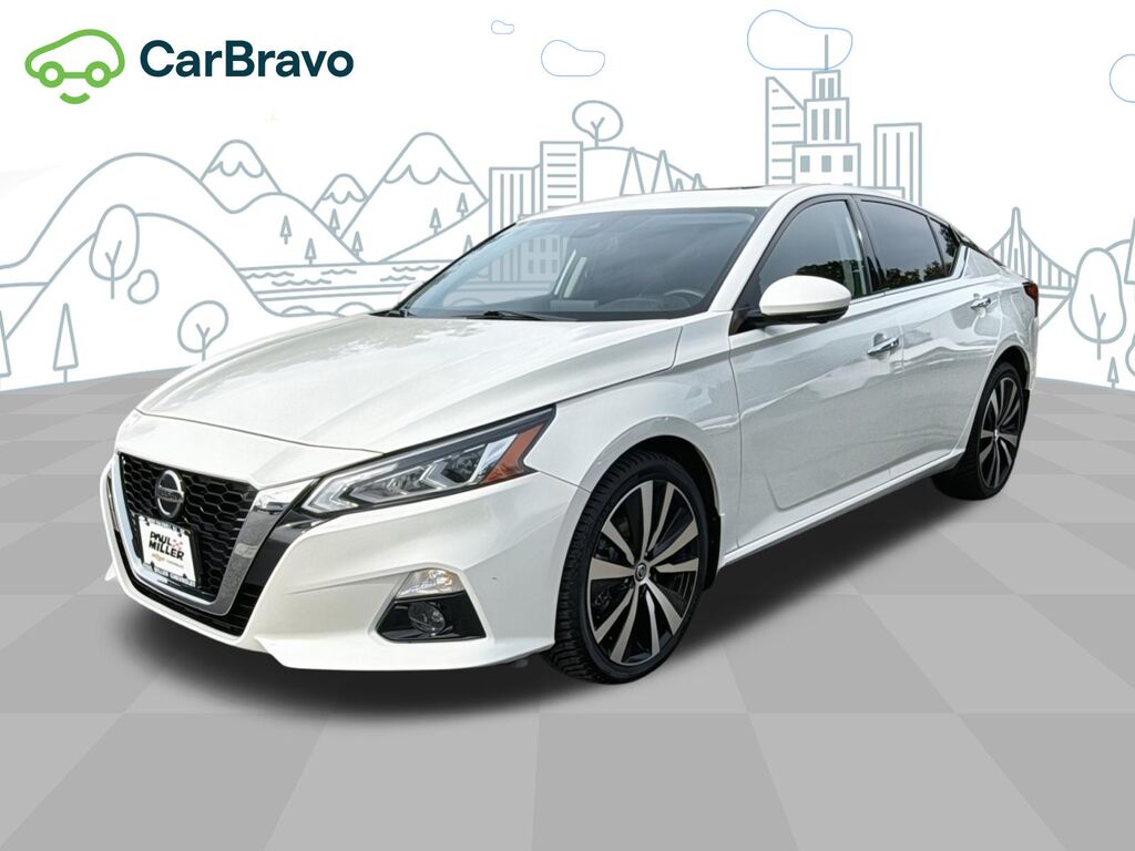 2022 Nissan Altima Platinum Intelligent AWD — photo 1 of 6