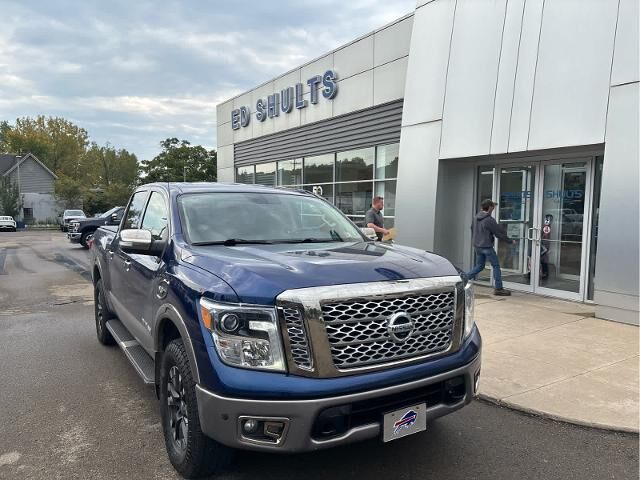 2017 Nissan Titan Platinum Reserve