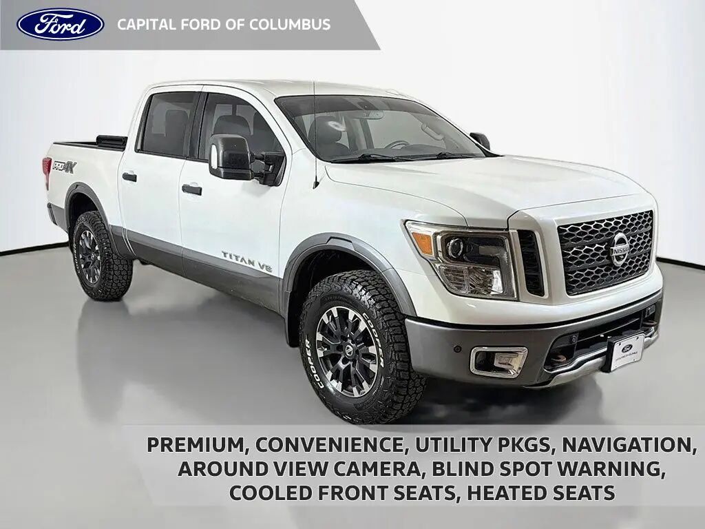 2018 Nissan Titan PRO-4X — photo 1 of 11