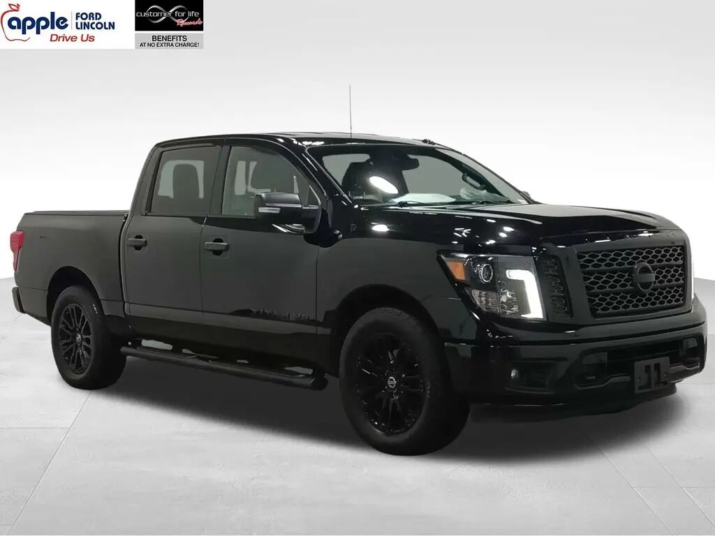 2018 Nissan Titan S — photo 1 of 19