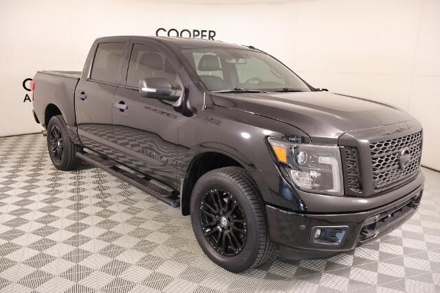 2019 Nissan Titan SL