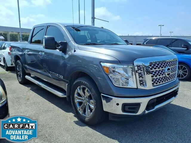 2019 Nissan Titan SV