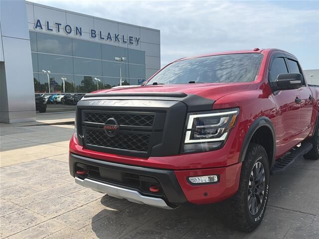 2021 Nissan Titan PRO-4X — photo 1 of 25