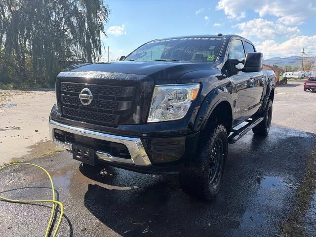 2021 Nissan Titan SV