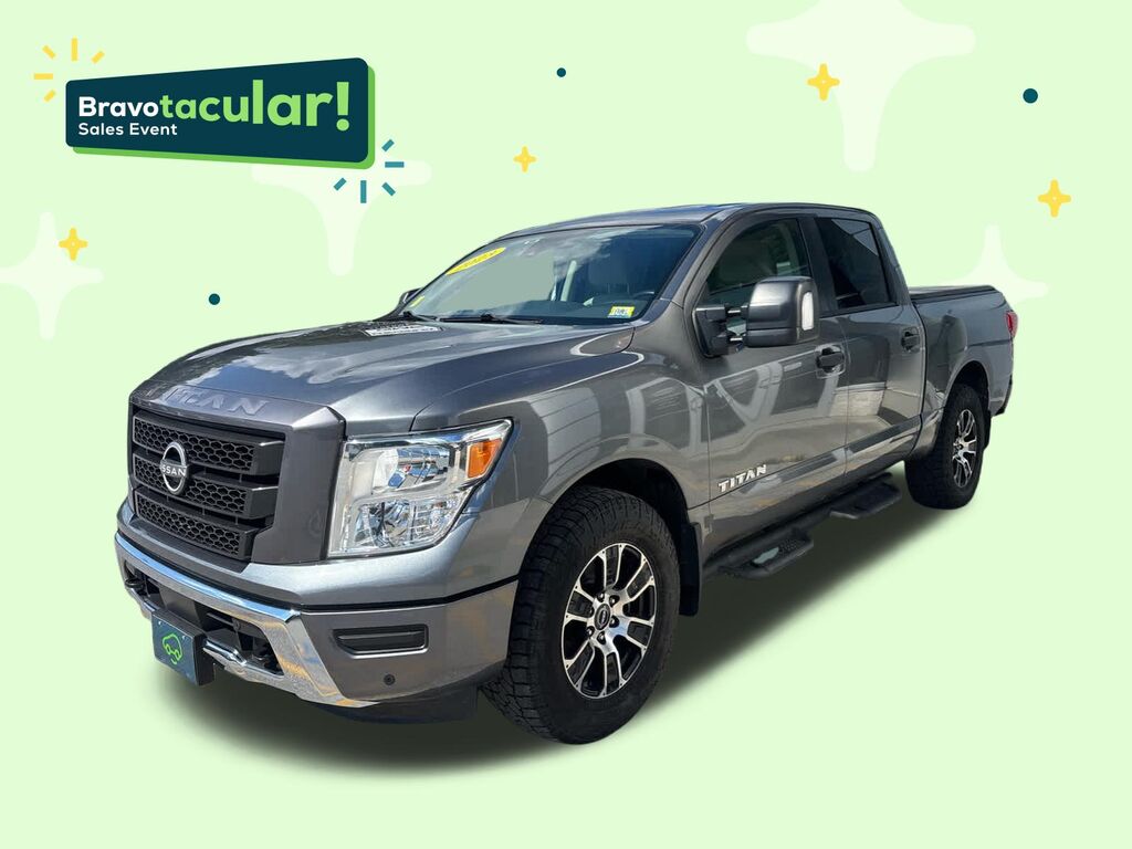 2023 Nissan Titan Crew Cab SV 4x4 — photo 1 of 6