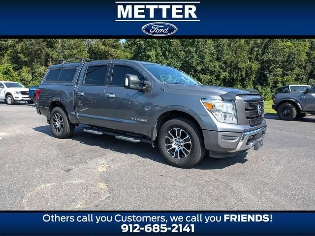 2021 Nissan Titan SV — photo 1 of 26