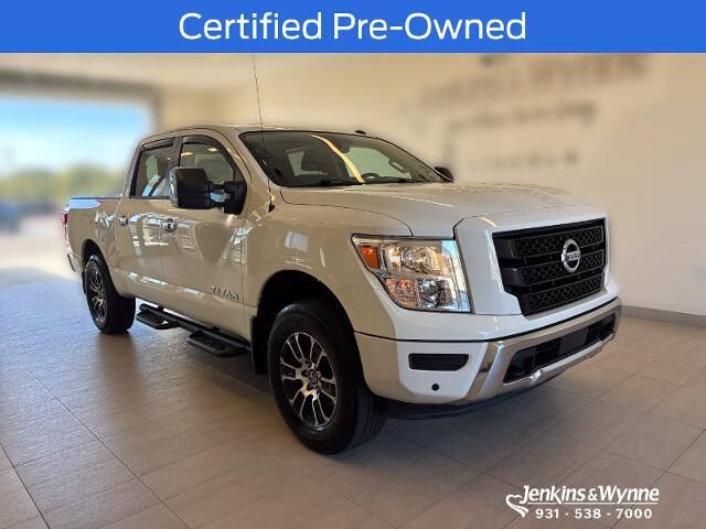 2021 Nissan Titan SV