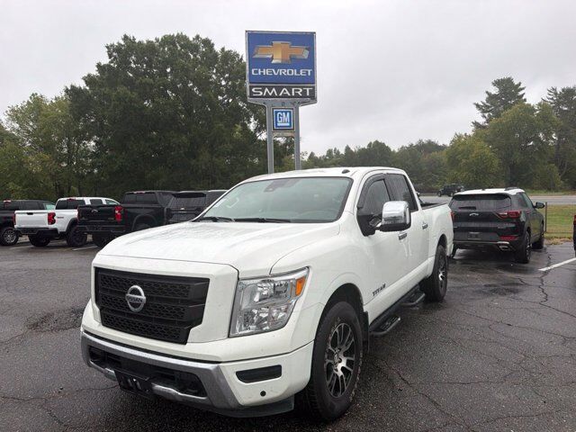 2021 Nissan Titan SV