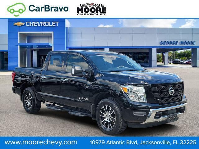 2021 Nissan Titan SV — photo 1 of 39