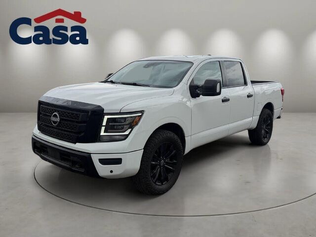 2023 Nissan Titan SV