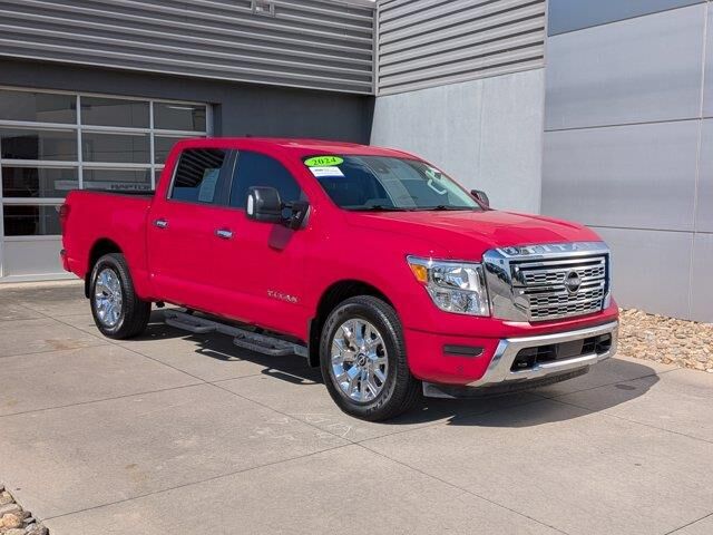 2024 Nissan Titan SV