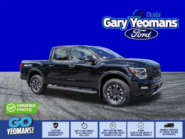 2024 Nissan Titan PRO-4X — photo 1 of 35