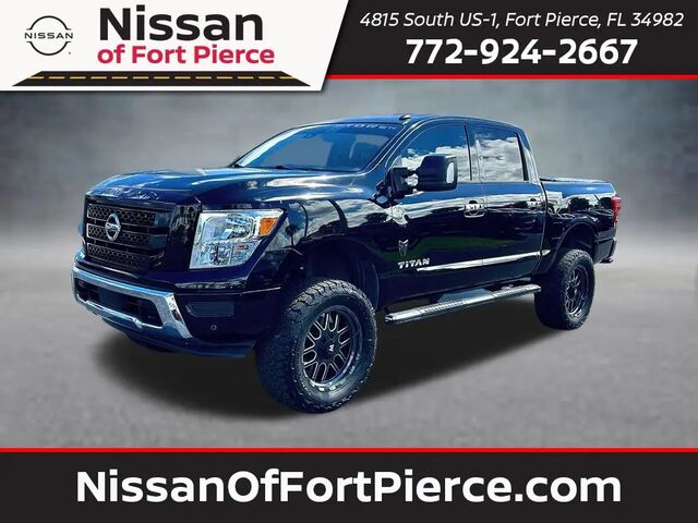 2021 Nissan Titan SV