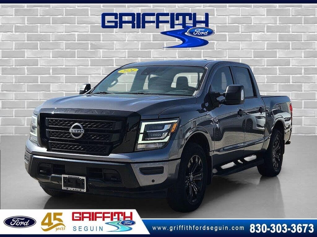 2024 Nissan Titan SV — photo 1 of 1