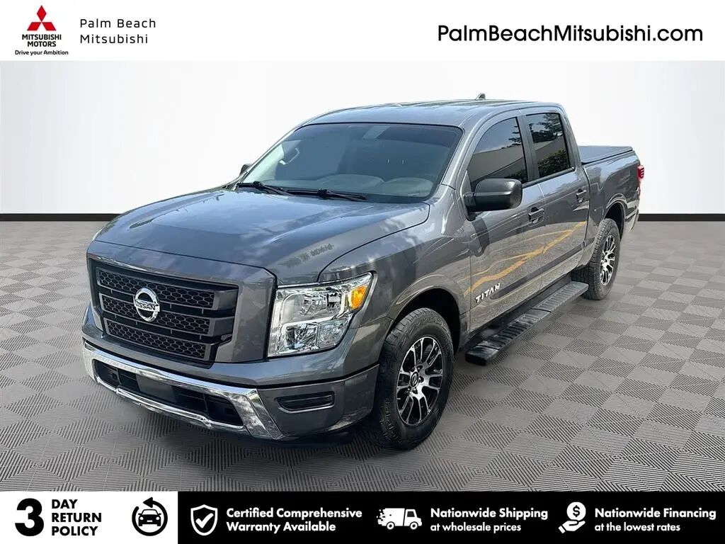2022 Nissan Titan S — photo 1 of 12