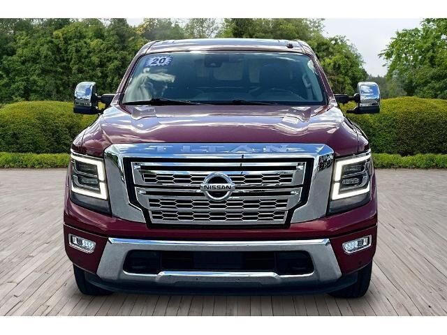 2020 Nissan Titan SL — photo 1 of 12