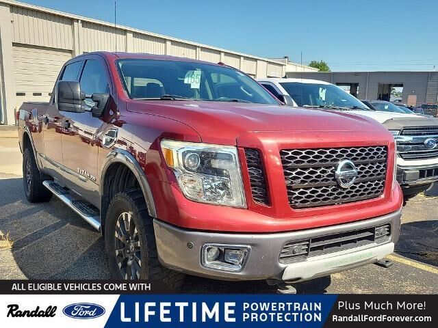 2016 Nissan Titan XD PRO-4X — photo 1 of 5