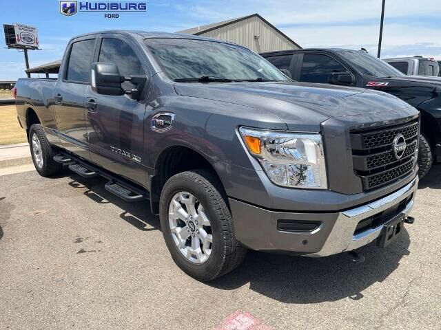 2024 Nissan Titan XD SV