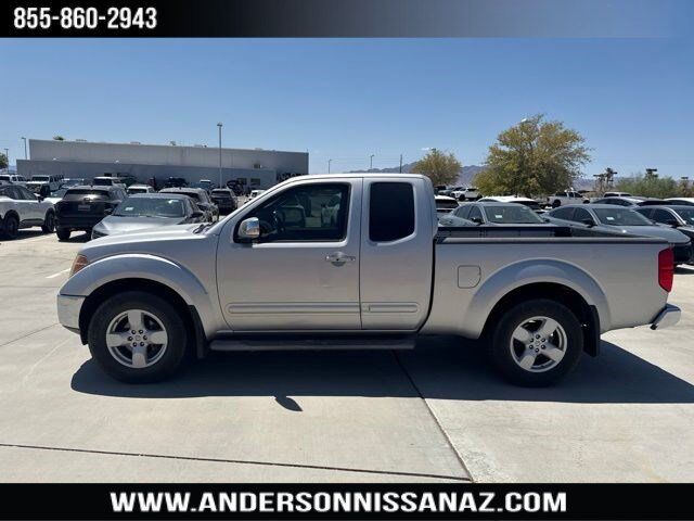 2005 Nissan Frontier 4WD LE — photo 1 of 20