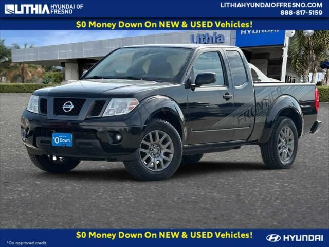 2012 Nissan Frontier SV V6 — photo 1 of 13
