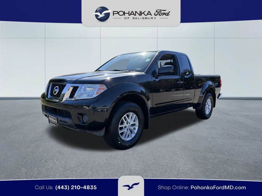 2015 Nissan Frontier SV V6 — photo 1 of 13
