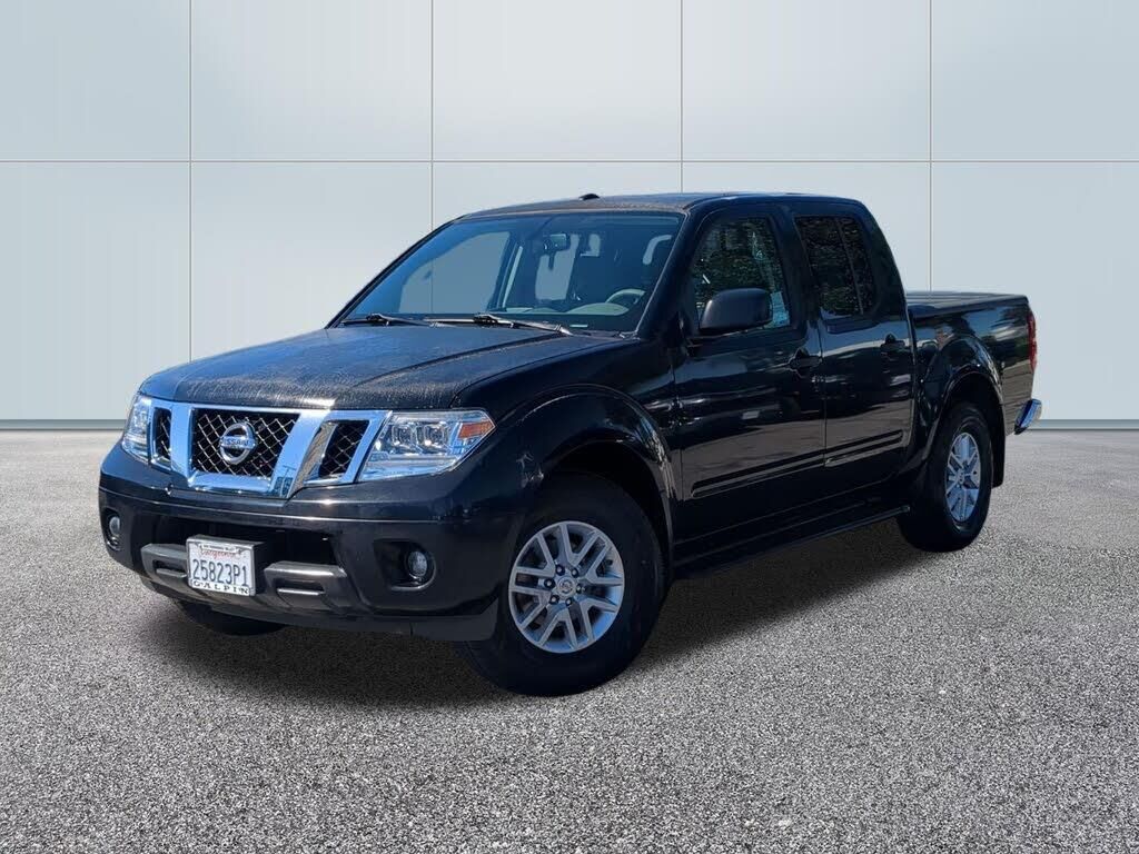 2014 Nissan Frontier SV — photo 1 of 1
