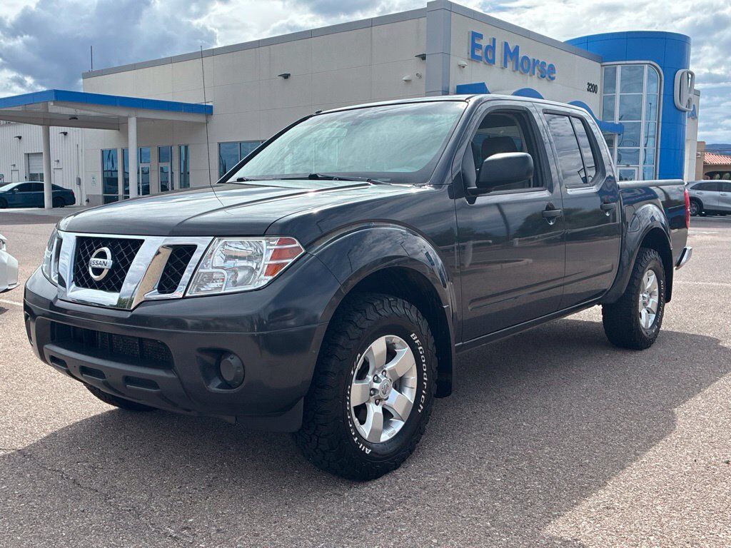 2012 Nissan Frontier SV — photo 1 of 13