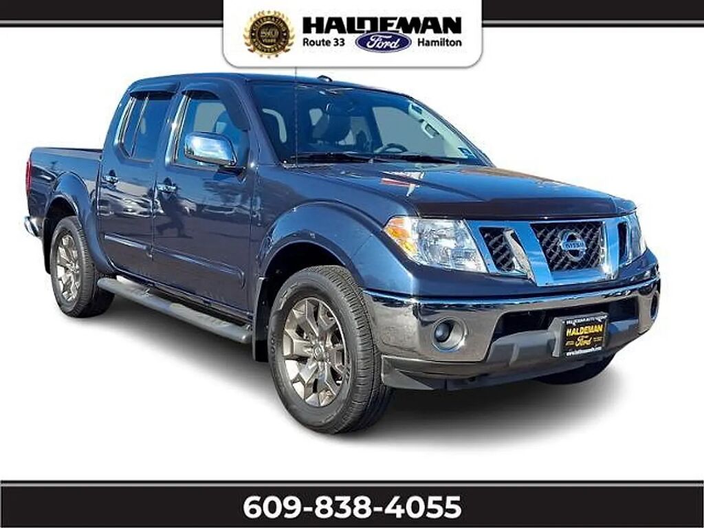 2015 Nissan Frontier SL — photo 1 of 13