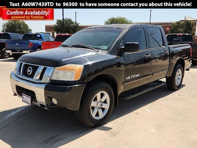 2011 Nissan Titan SV
