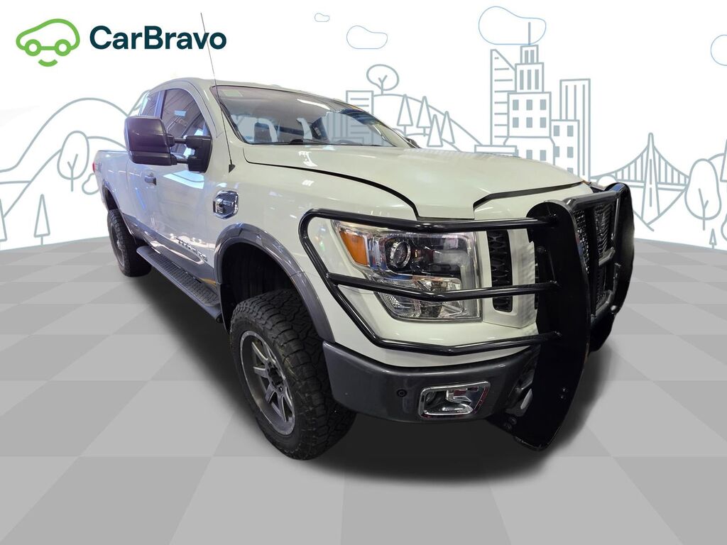 2017 Nissan Titan XD PRO-4X Diesel — photo 1 of 7