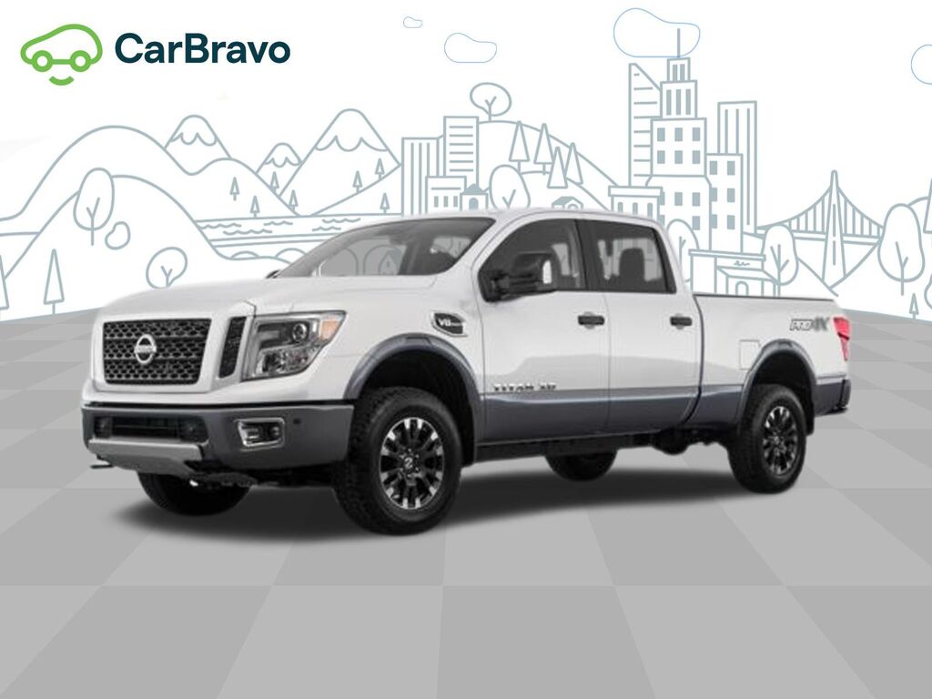 2018 Nissan Titan XD Platinum Reserve Diesel — photo 1 of 6