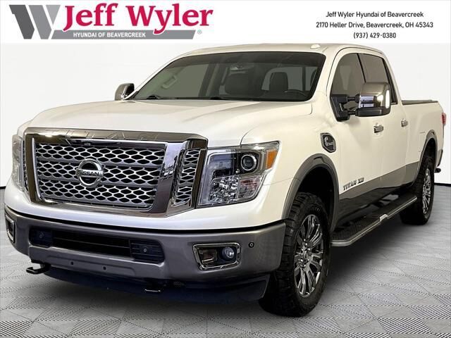 2019 Nissan Titan XD S — photo 1 of 13