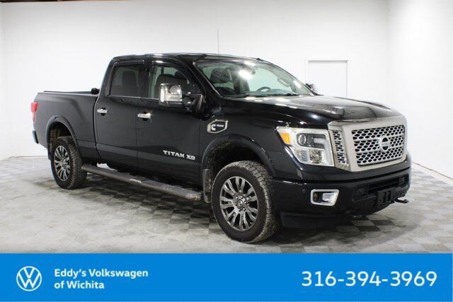 2016 Nissan Titan XD Platinum Reserve — photo 1 of 13
