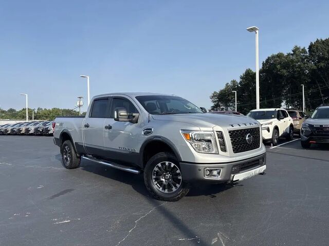 2019 Nissan Titan XD S