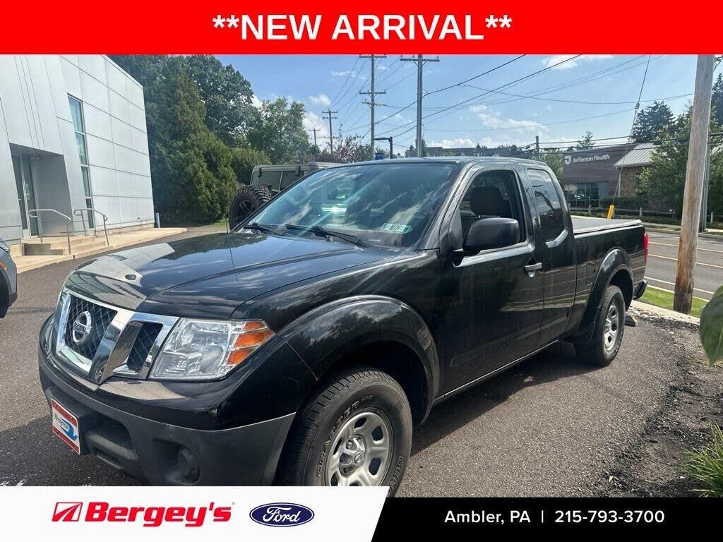 2017 Nissan Frontier S — photo 1 of 1