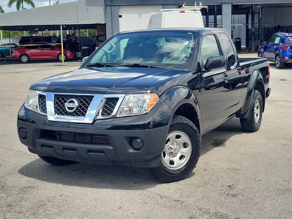 2019 Nissan Frontier S — photo 1 of 30