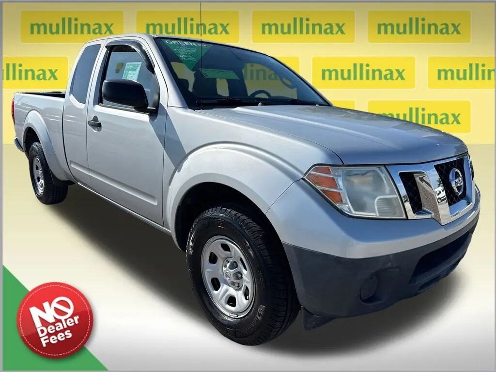 2016 Nissan Frontier S — photo 1 of 10