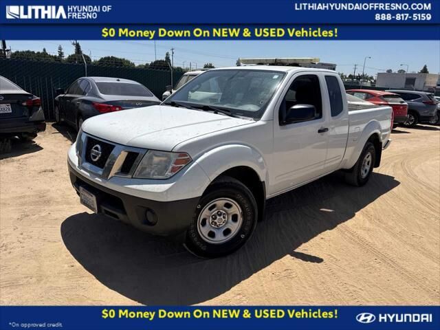 2017 Nissan Frontier S — photo 1 of 13