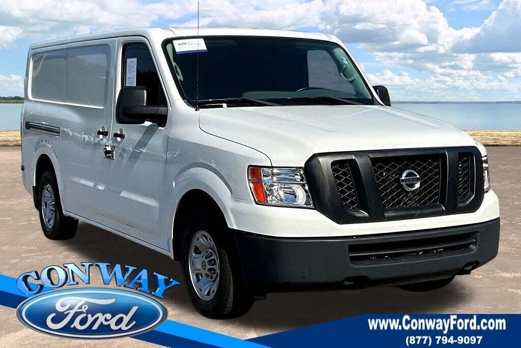2021 Nissan NV 2500 HD S — photo 1 of 1