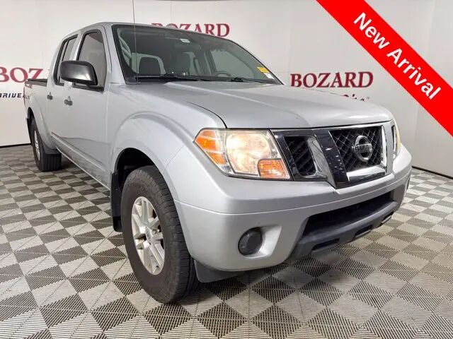 2018 Nissan Frontier SV — photo 1 of 13