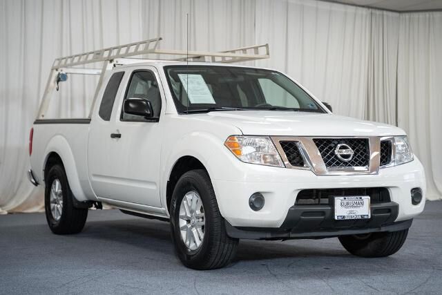 2021 Nissan Frontier S — photo 1 of 13