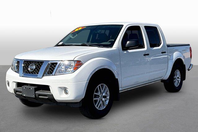 2021 Nissan Frontier SV — photo 1 of 13