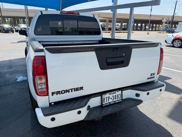 2021 Nissan Frontier S — photo 1 of 14