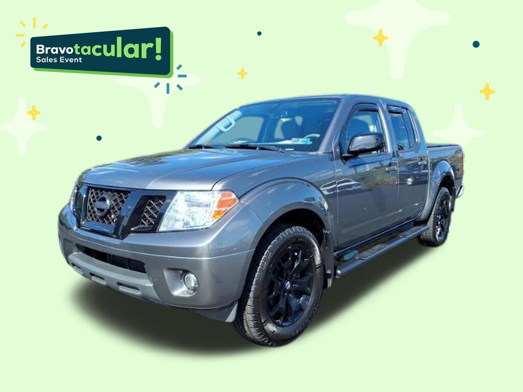 2020 Nissan Frontier Crew Cab SV 4x4 — photo 1 of 6